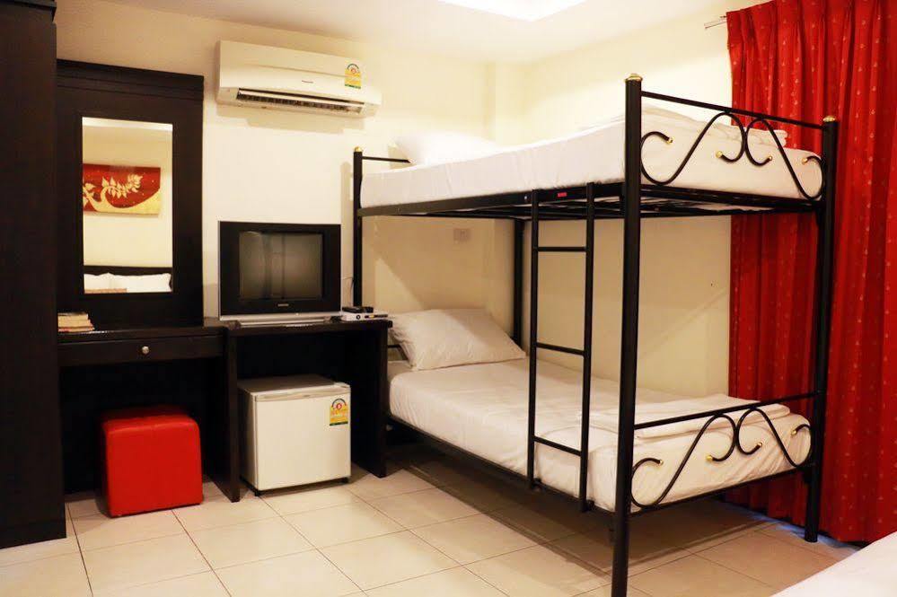 Nirvana Inn Patong المظهر الخارجي الصورة